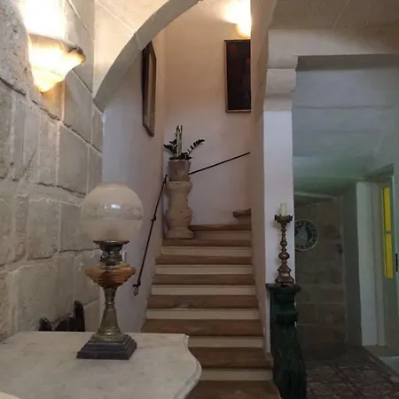 Townhouse With Grand Harbor Views * Senglea